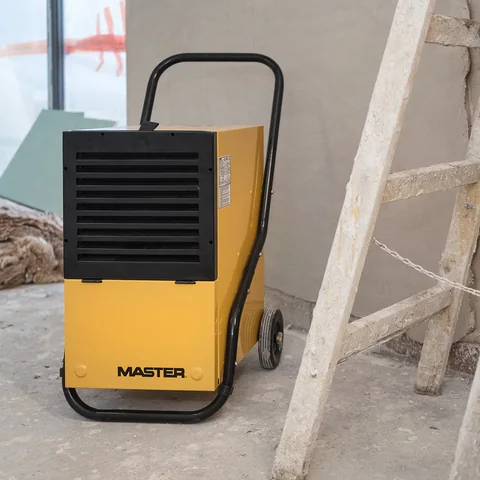 MASTER - DH 752